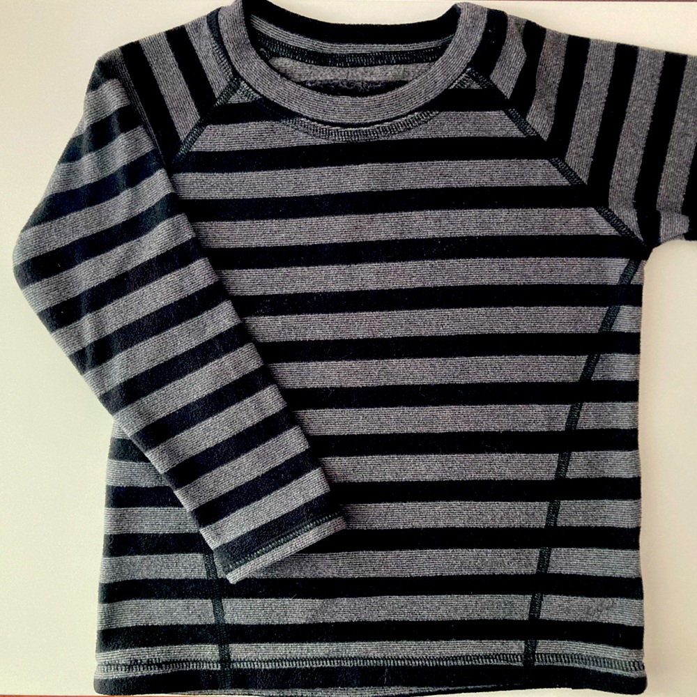 🇨🇦 MEC fleece base layer, size 3T
